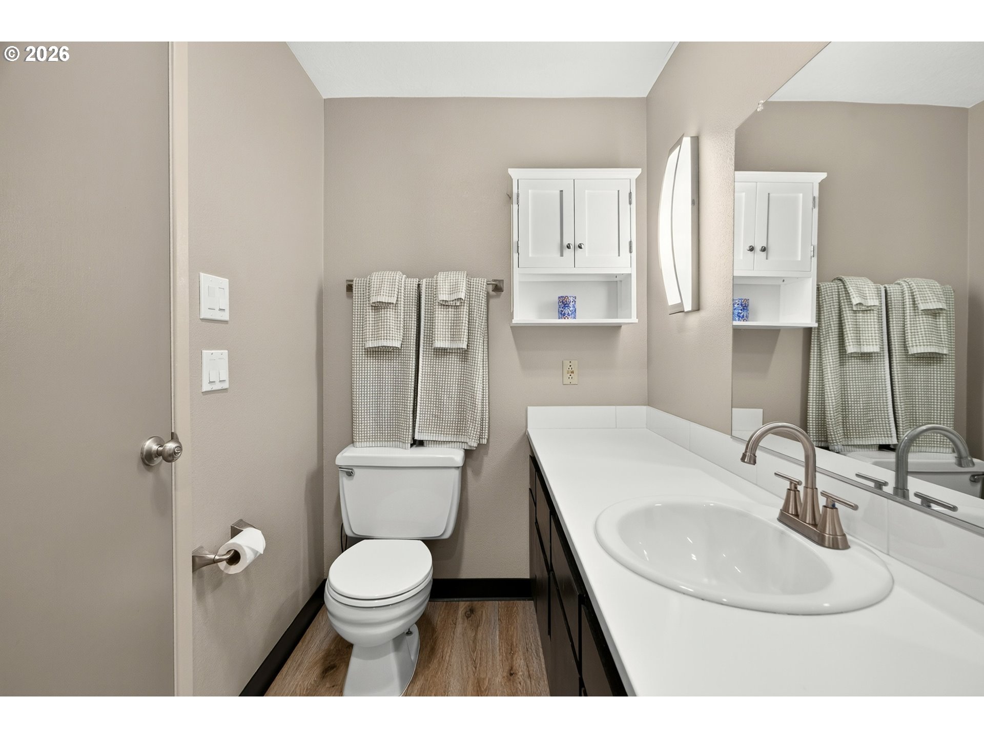 7189 Southwest Childs Road Lake Oswego, OR 97035 - Photo 19 of 40 Gallery Image 19