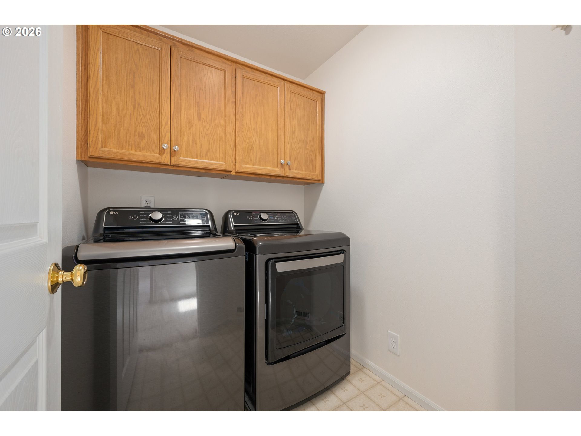 2436 Greiner Street Eugene, OR 97405 - Photo 33 of 45 a kitchen with a sink and cabinets