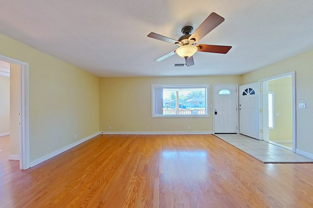 108 Union Street Brunswick, GA 31520 - Photo 4 of 36