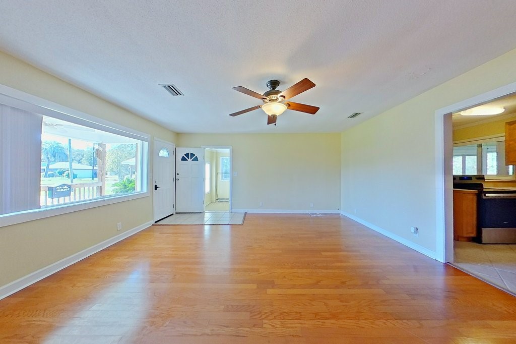 108 Union Street Brunswick, GA 31520 - Photo 5 of 36