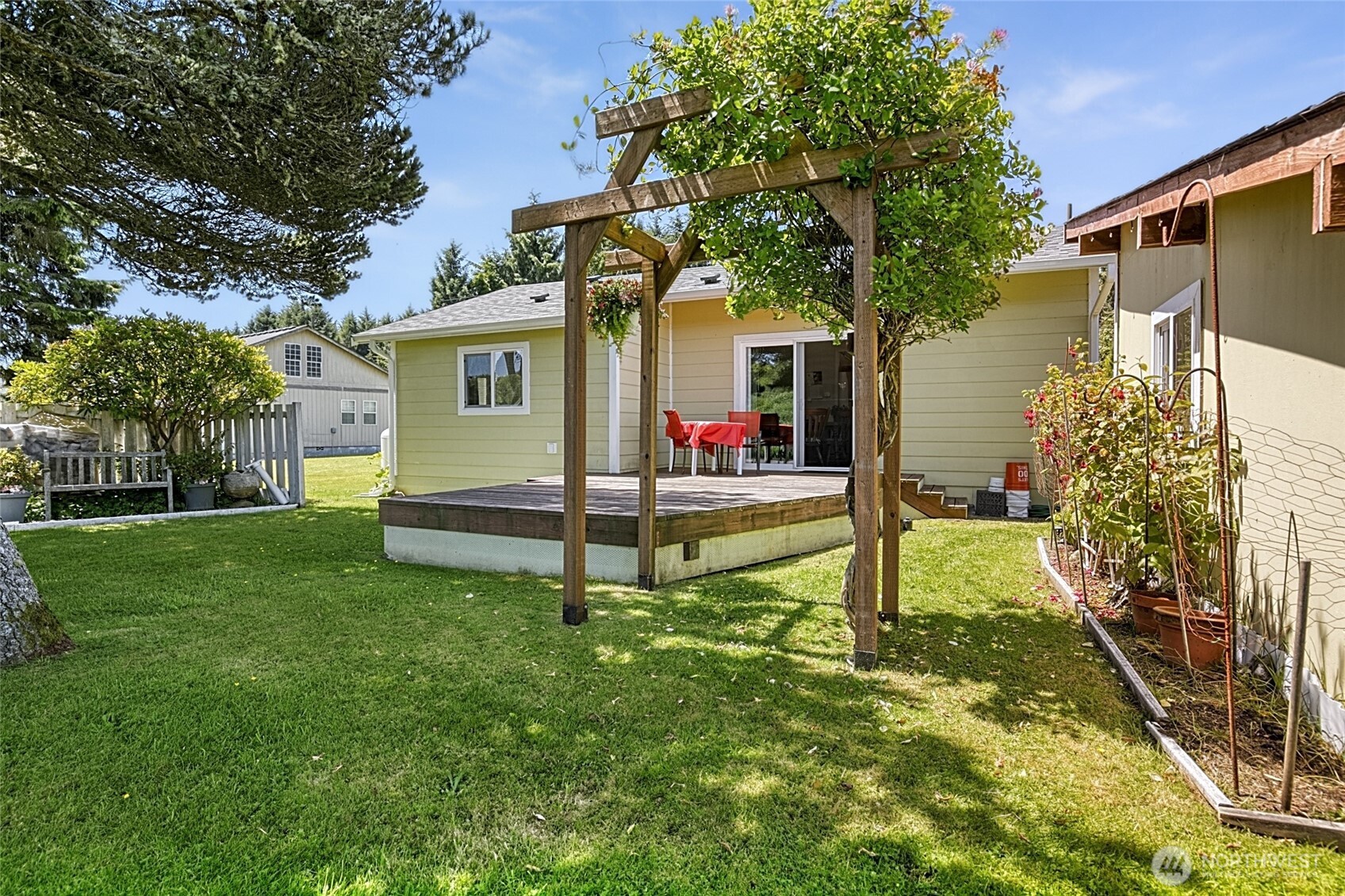 58 Oyehut Road Ocean Shores, WA 98569 - Photo 2 of 31