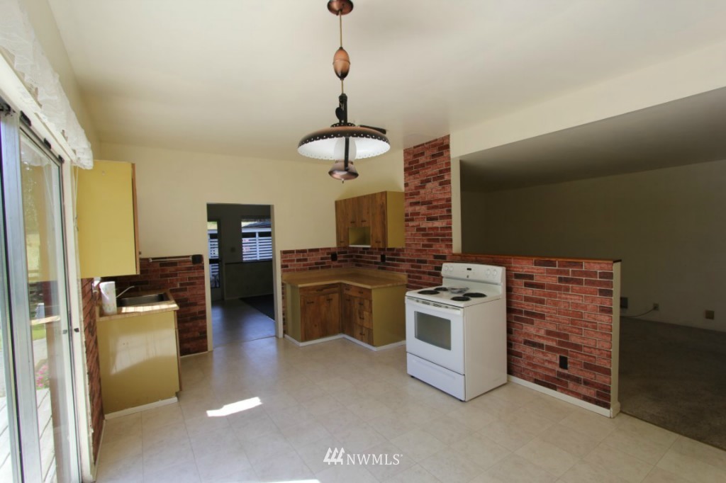 29 Sund Road Elma, WA 98541 - Photo 4 of 24 Gallery Image 4