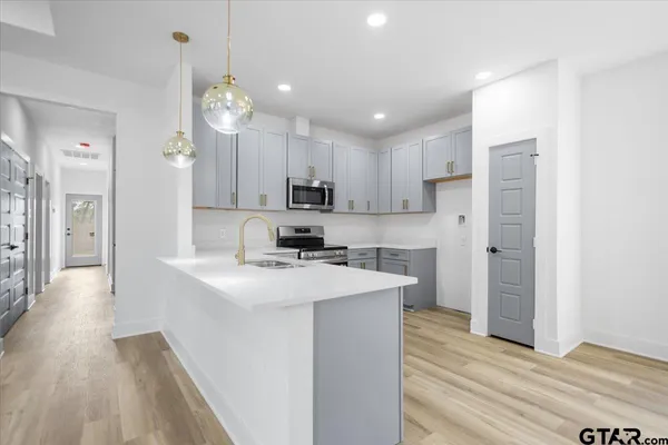 $264,900 | 228 South Fenton Avenue, Tyler, TX 75702