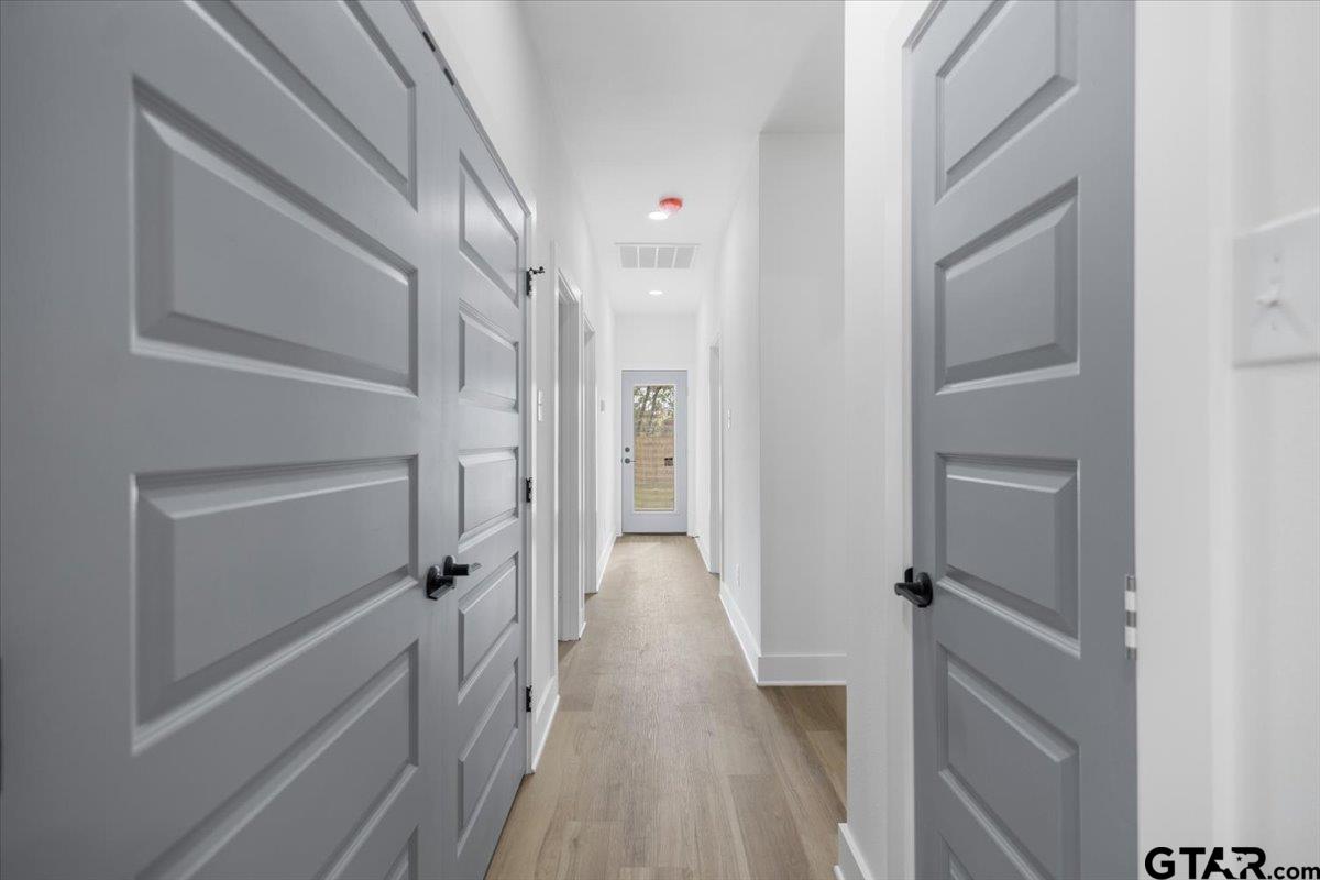 228 South Fenton Avenue Tyler, TX 75702 - Photo 16 of 46 a view of walk in closet