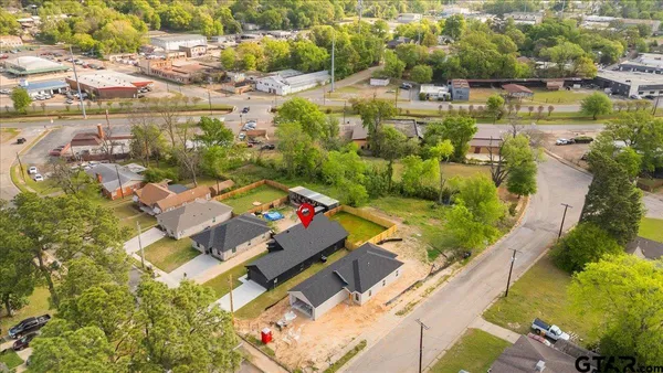 $264,900 | 228 South Fenton Avenue, Tyler, TX 75702