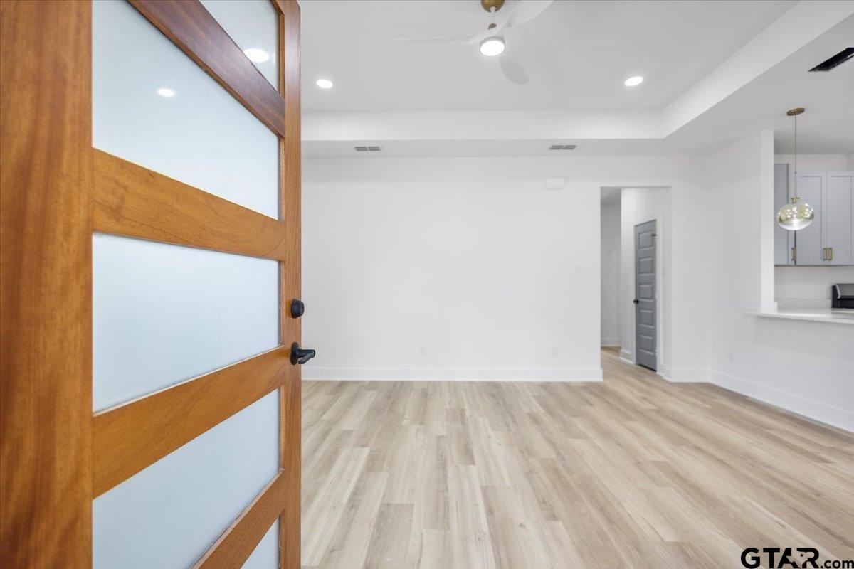 228 South Fenton Avenue Tyler, TX 75702 - Photo 5 of 46 a view of hallway with stairs