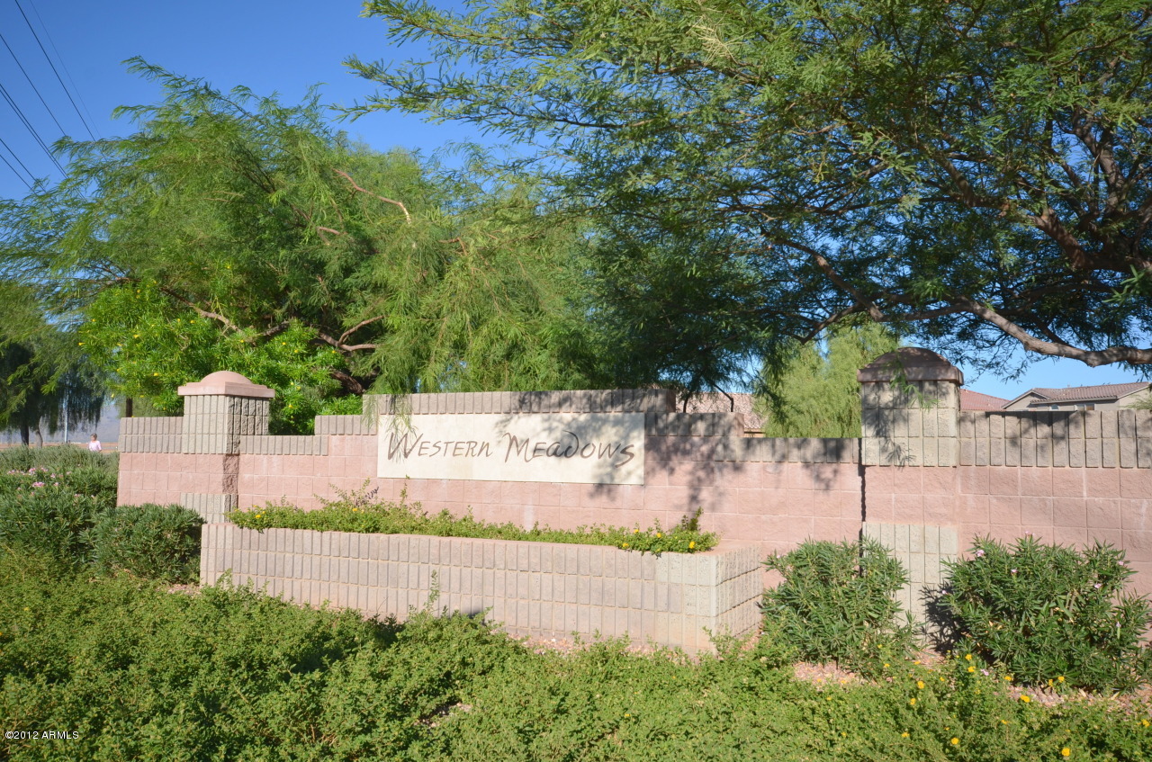 15629 West Redfield Road Surprise, AZ 85379 - Photo 24 of 24 Community Entrance