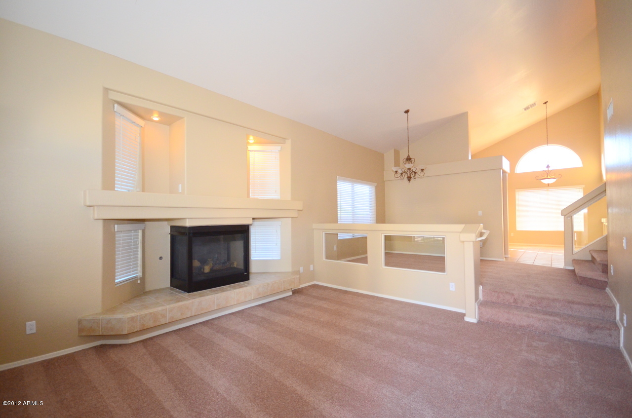 15629 West Redfield Road Surprise, AZ 85379 - Photo 9 of 24 Formal Living Room