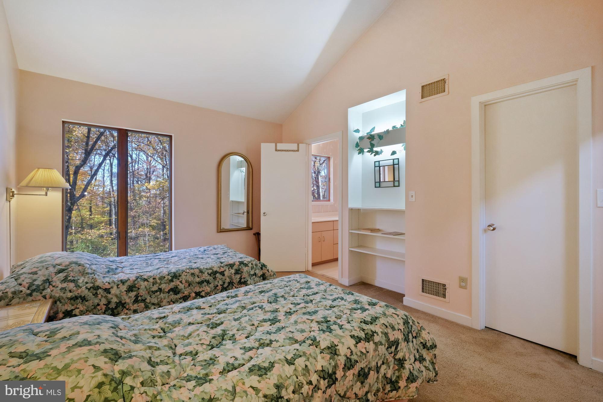 23212 Peach Tree Road Clarksburg, MD 20871 - Photo 27 of 52 Second upper level 3rd bedroom