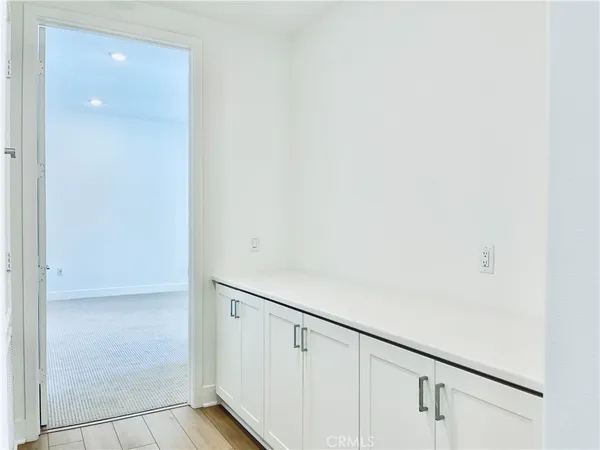 $4,600 | 245 Proctor, Irvine, CA 92618