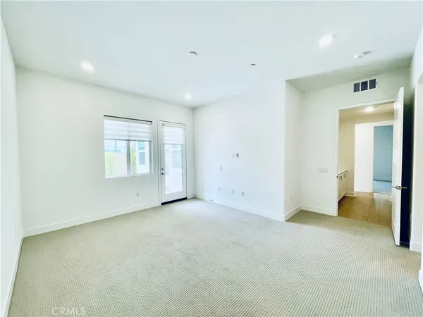 $4,600 | 245 Proctor, Irvine, CA 92618