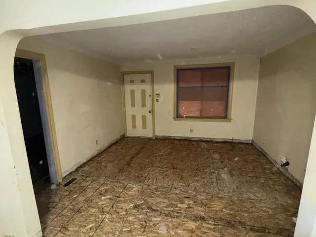 $130,000 | 26735 Annapolis Street, Dearborn Heights, MI 48125