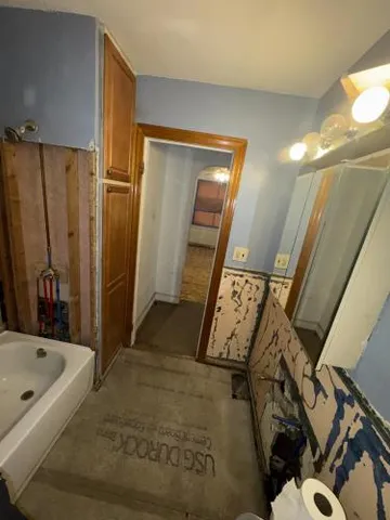 $130,000 | 26735 Annapolis Street, Dearborn Heights, MI 48125