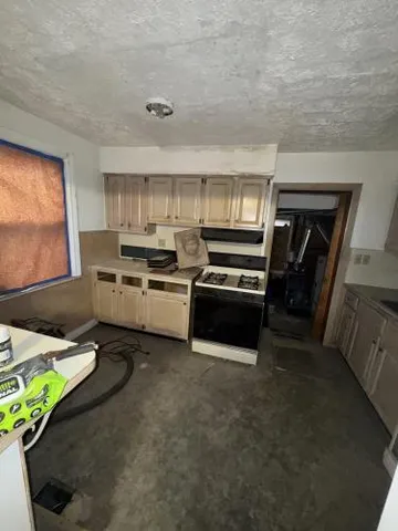 $130,000 | 26735 Annapolis Street, Dearborn Heights, MI 48125