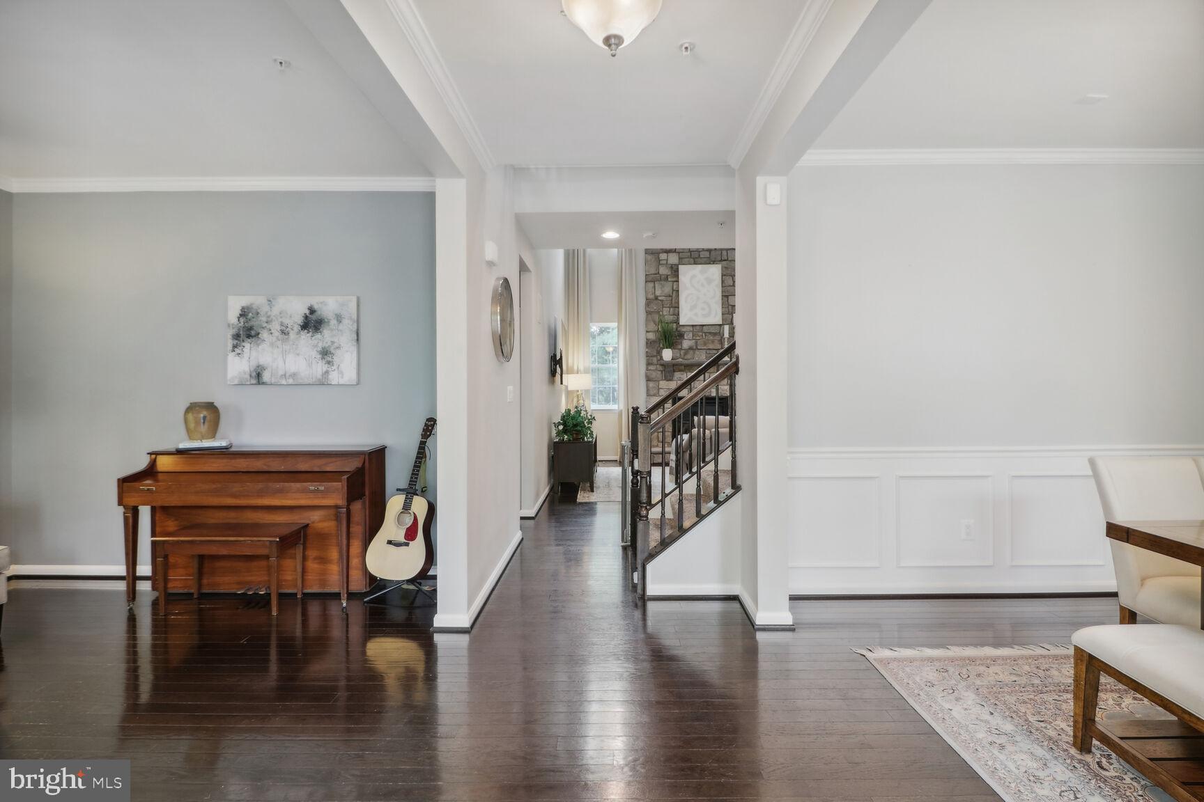 6316 Old Washington Road Elkridge, MD 21075 - Photo 4 of 47 Foyer