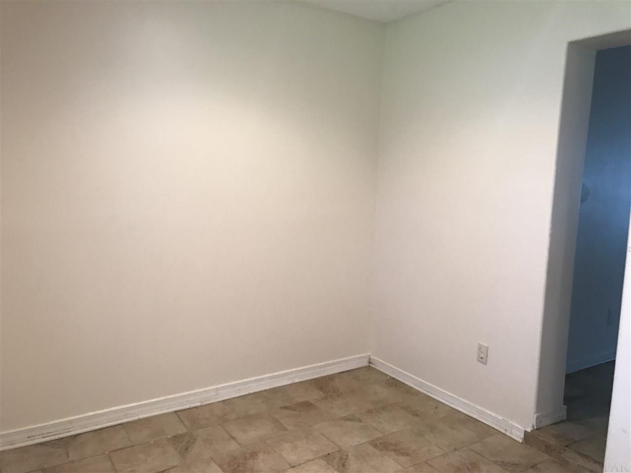 920 East Montclair Road Pensacola, FL 32505 - Photo 15 of 20 Gallery Image 15