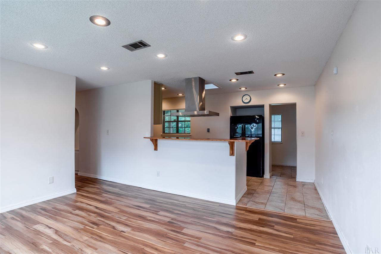 920 East Montclair Road Pensacola, FL 32505 - Photo 2 of 20 Gallery Image 2