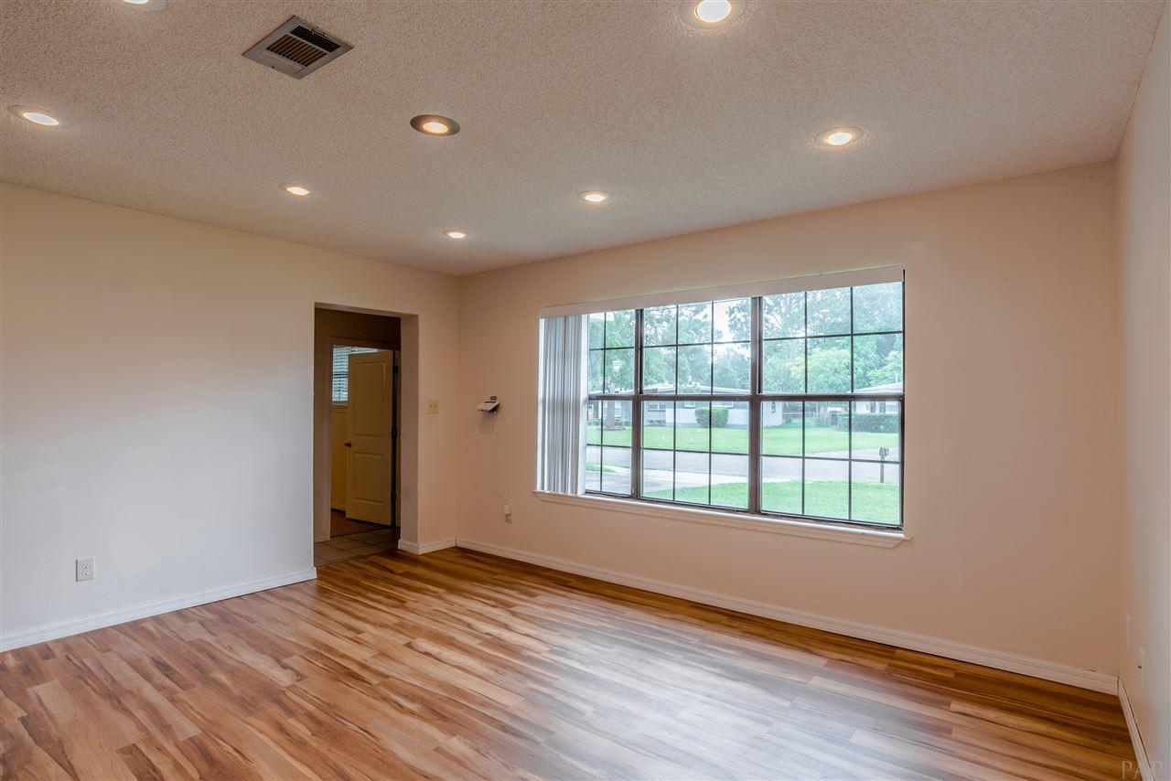 920 East Montclair Road Pensacola, FL 32505 - Photo 6 of 20 Gallery Image 6