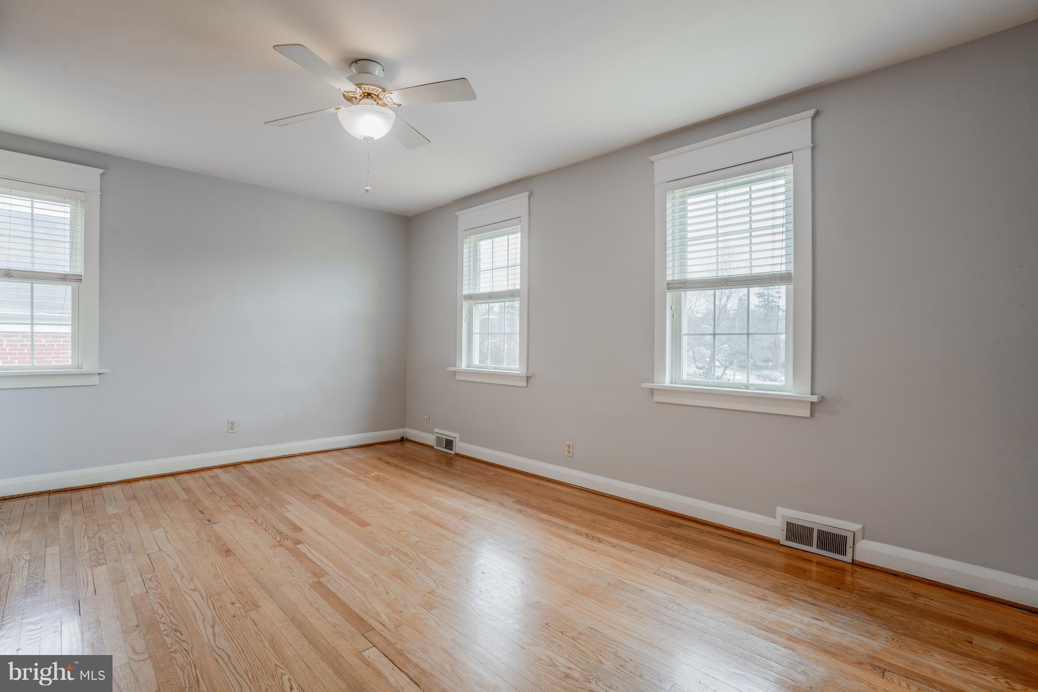 1942 Edgewood Road Baltimore, MD 21286 - Photo 16 of 26