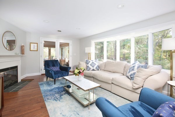 14 Colchester Road Weston, MA 02493 - Photo 5 of 14