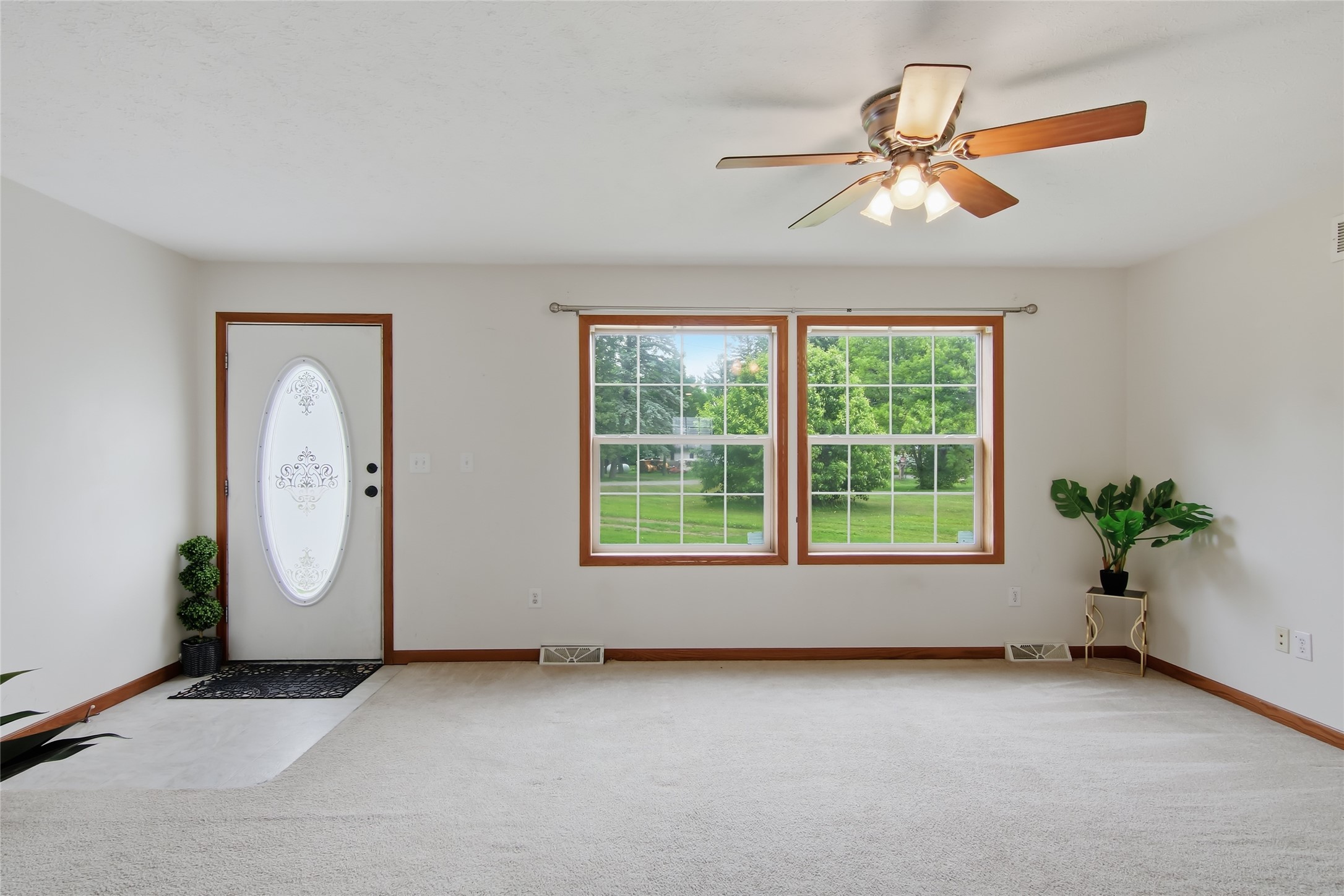 2433 15 1/4 Avenue Rice Lake, WI 54868 - Photo 3 of 38