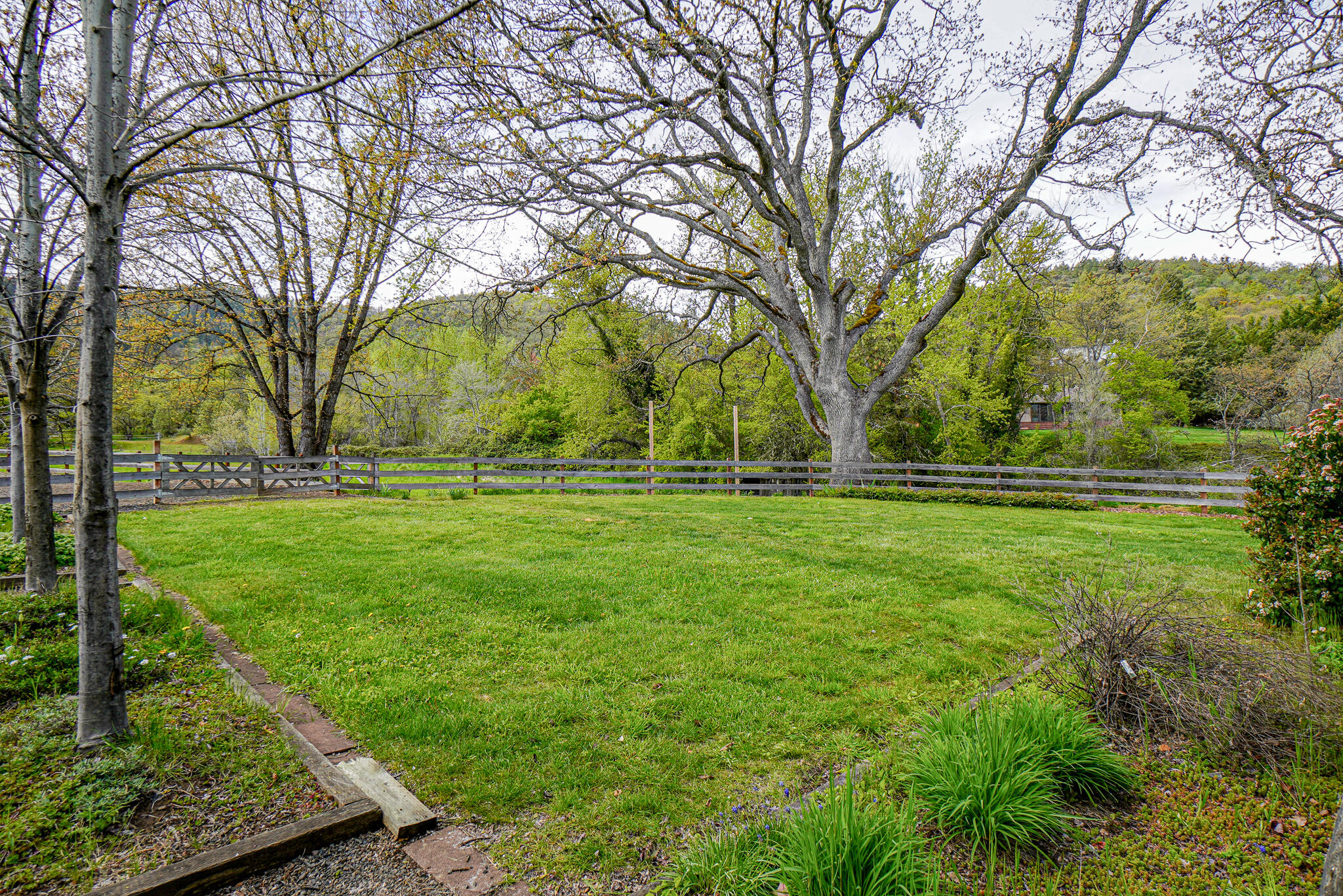 5510 Adams Road Talent, OR 97540 - Photo 56 of 59 DSC00218