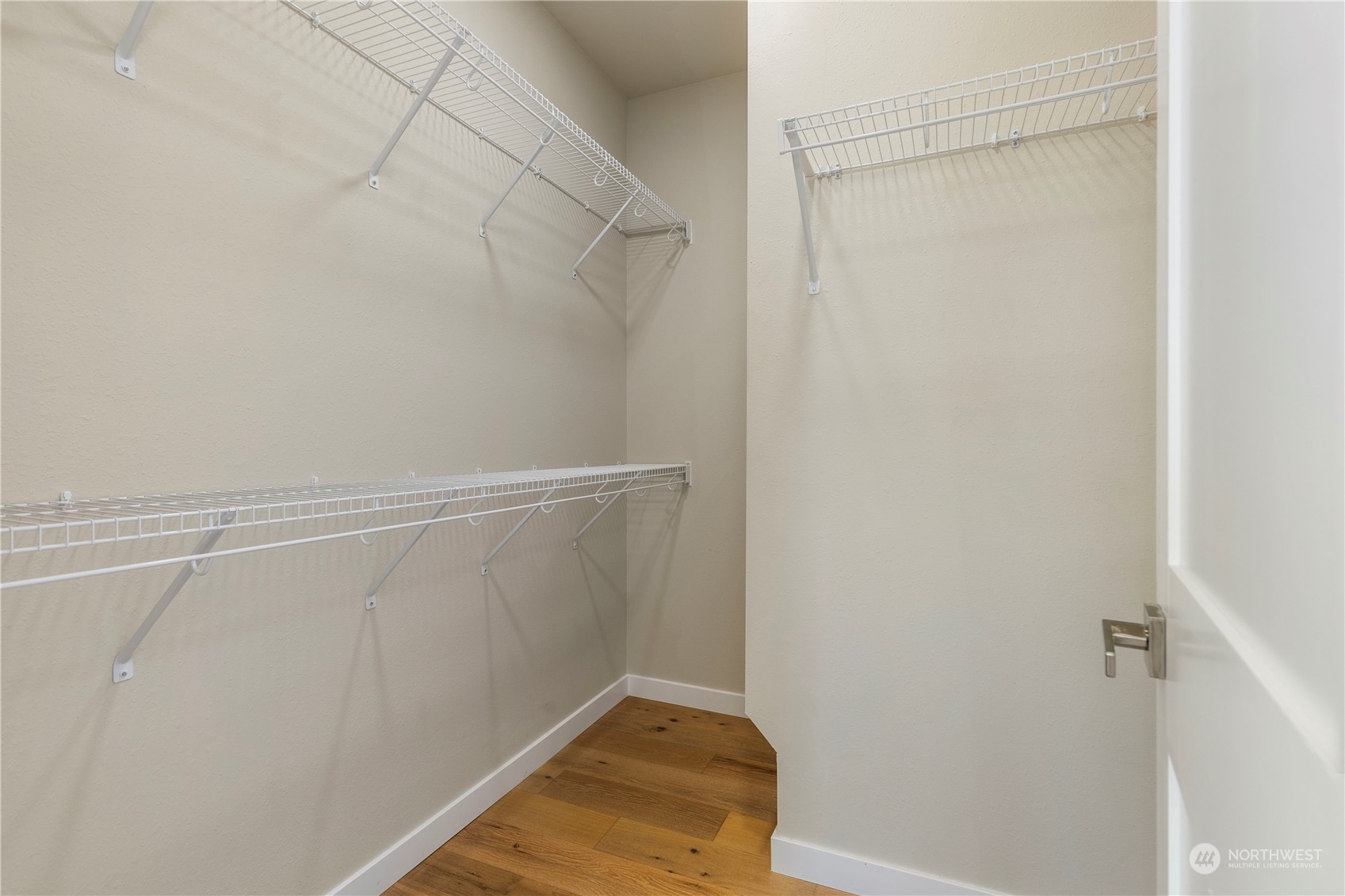2415 Southwest Findlay Street Seattle, WA 98106 - Photo 12 of 13 Gallery Image 12