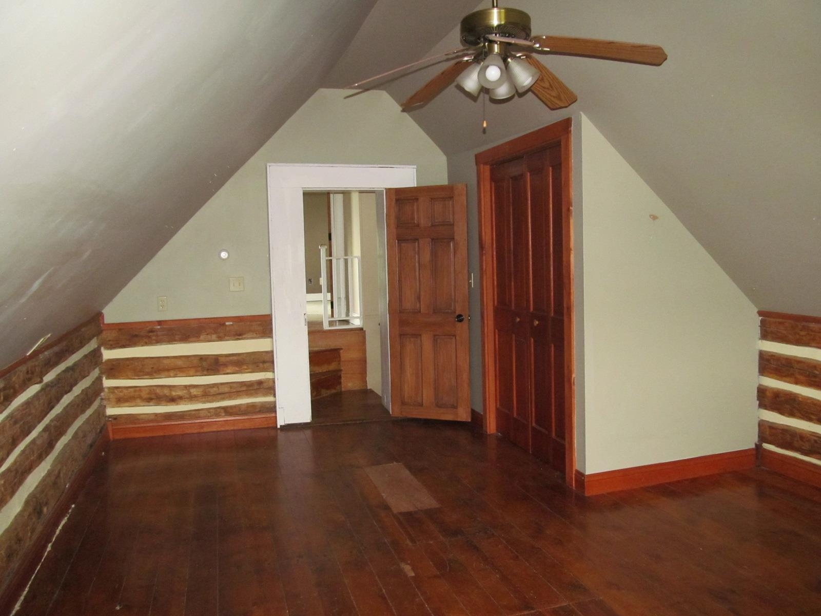 1714 County Road East Mineral Point, WI 53565 - Photo 17 of 58