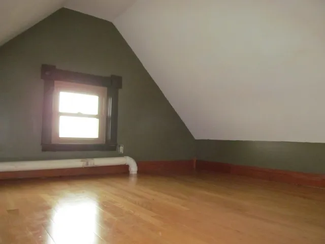 $375,000 | 1714 County Road East, Mineral Point, WI 53565