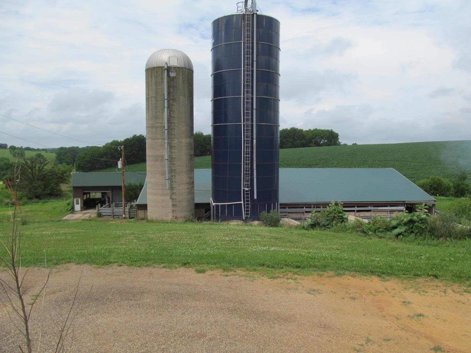 1714 County Road East Mineral Point, WI 53565 - Photo 23 of 58