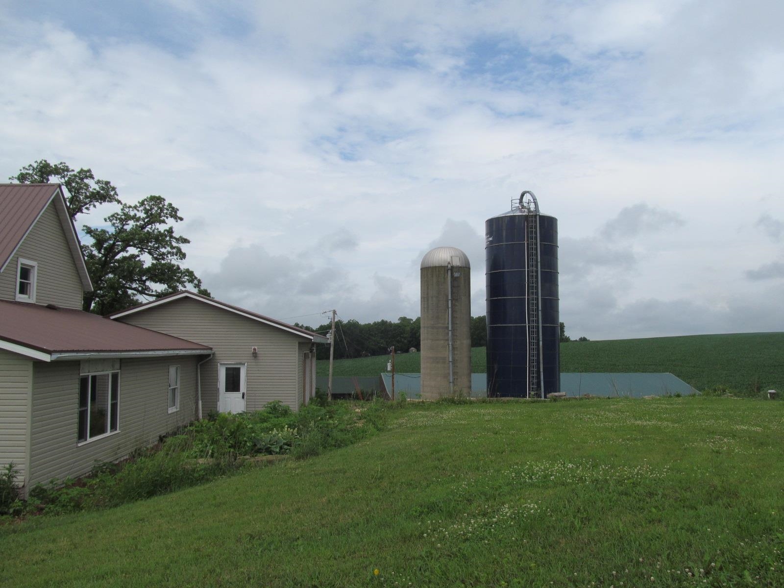 1714 County Road East Mineral Point, WI 53565 - Photo 27 of 58