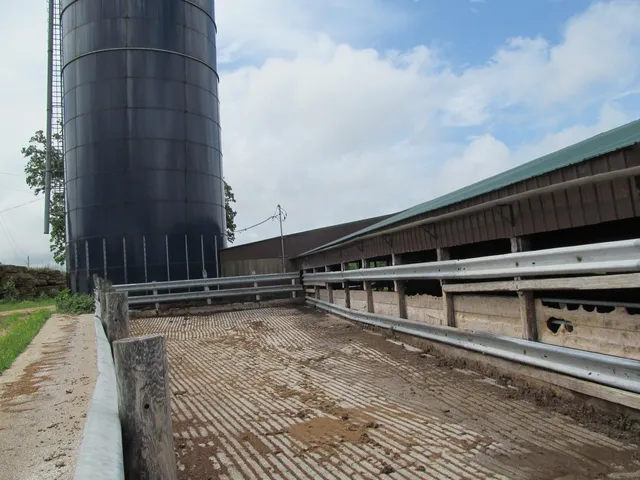 $375,000 | 1714 County Road East, Mineral Point, WI 53565