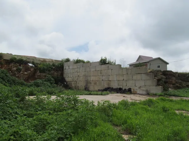 $375,000 | 1714 County Road East, Mineral Point, WI 53565