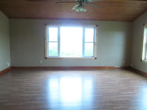 $375,000 | 1714 County Road East, Mineral Point, WI 53565