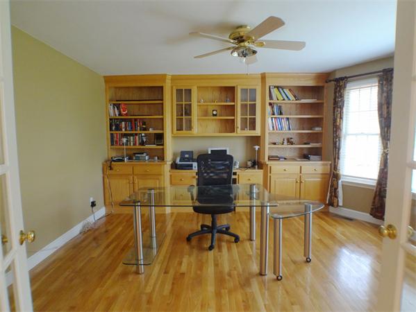 91 Lancaster Road North Andover, MA 01845 - Photo 16 of 30 Gallery Image 16