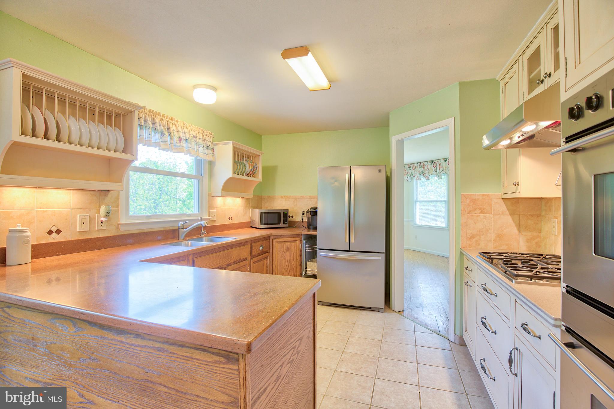 376 Devils Backbone Stephenson, VA 22656 - Photo 8 of 42 KITCHEN