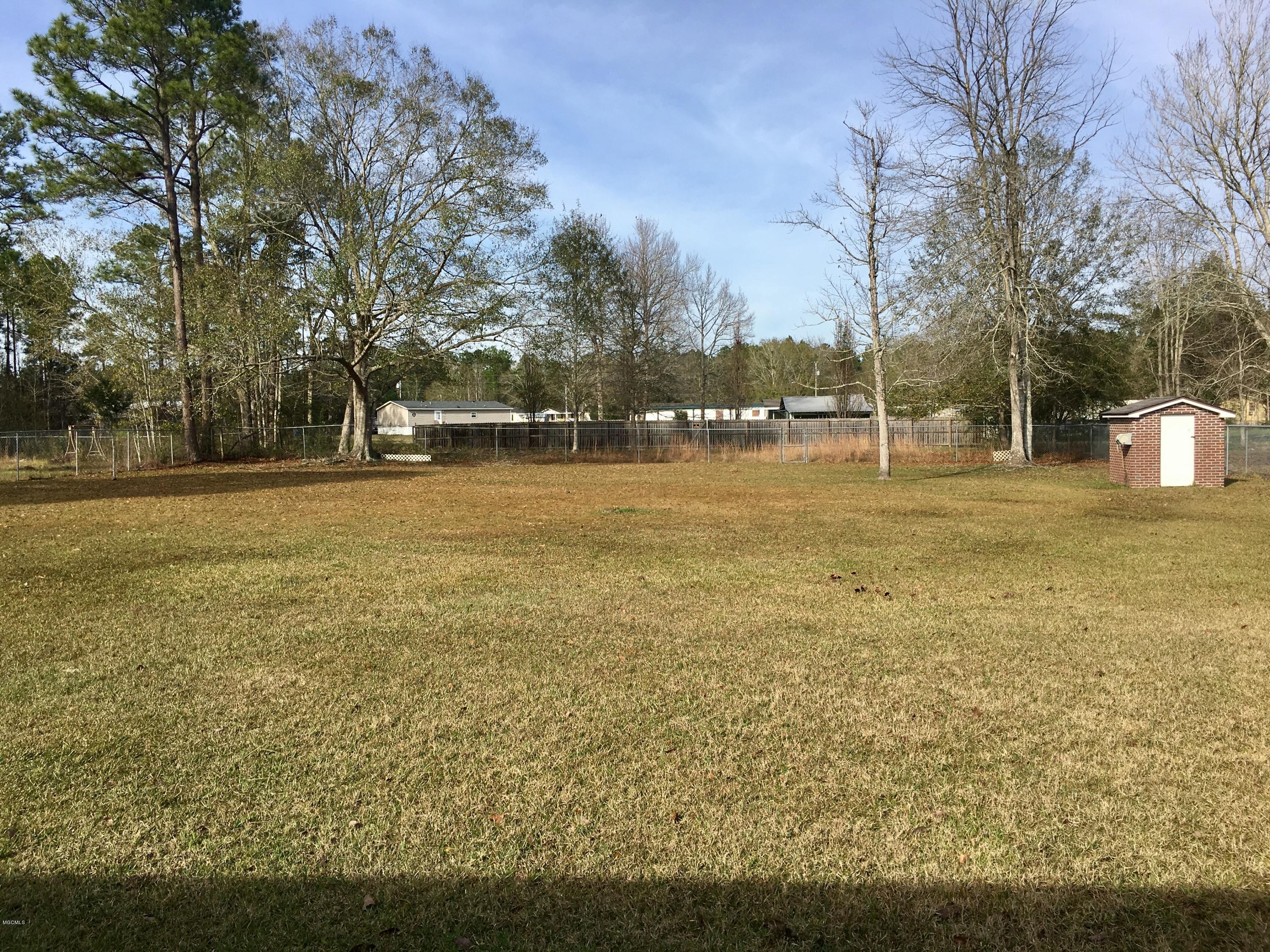 7028 Woolmarket Road Biloxi, MS 39532 - Photo 15 of 16 Backyard 2
