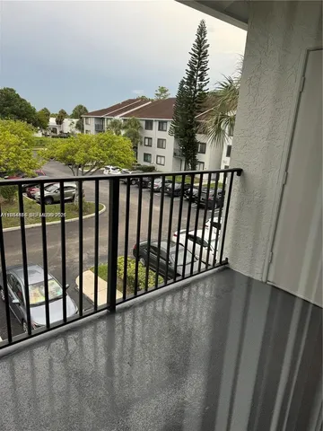 $1,900 | 9266 West Atlantic Boulevard, Unit 1032, Coral Springs, FL 33071