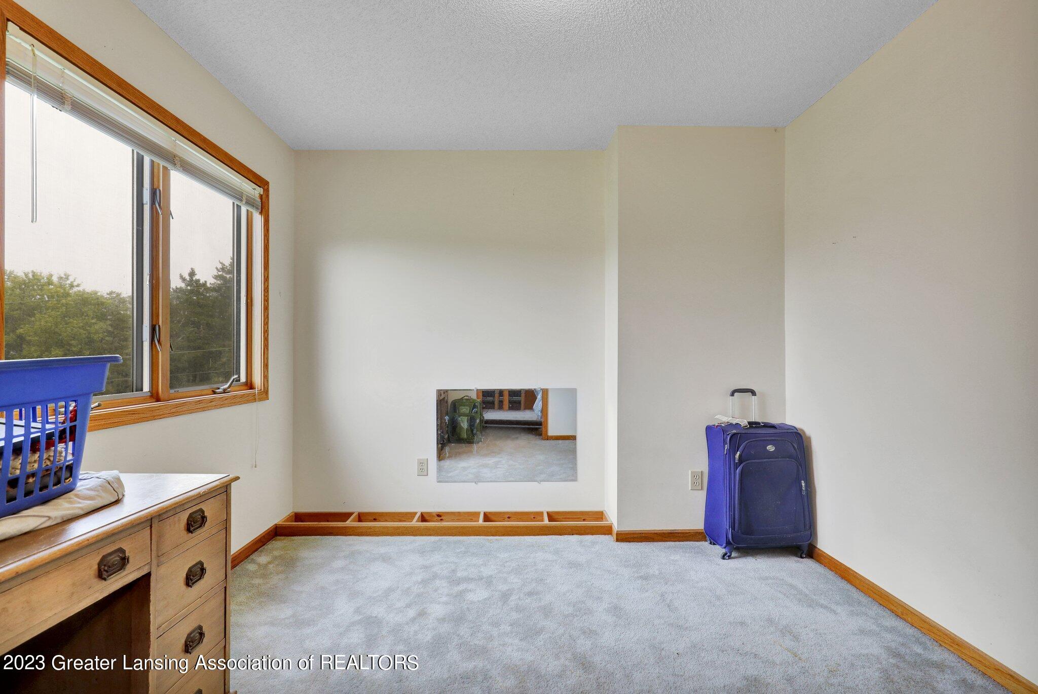 2320 North Gunn Road Holt, MI 48842 - Photo 24 of 46 31-web-or-mls-Open Ended Media-30