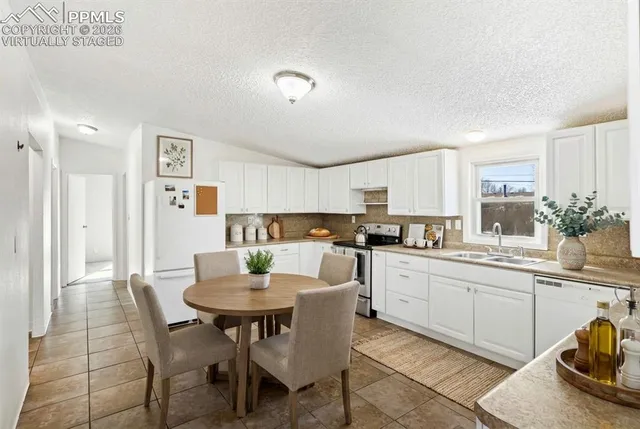 $275,000 | 1621 Carltonia Street, Pueblo, CO 81006