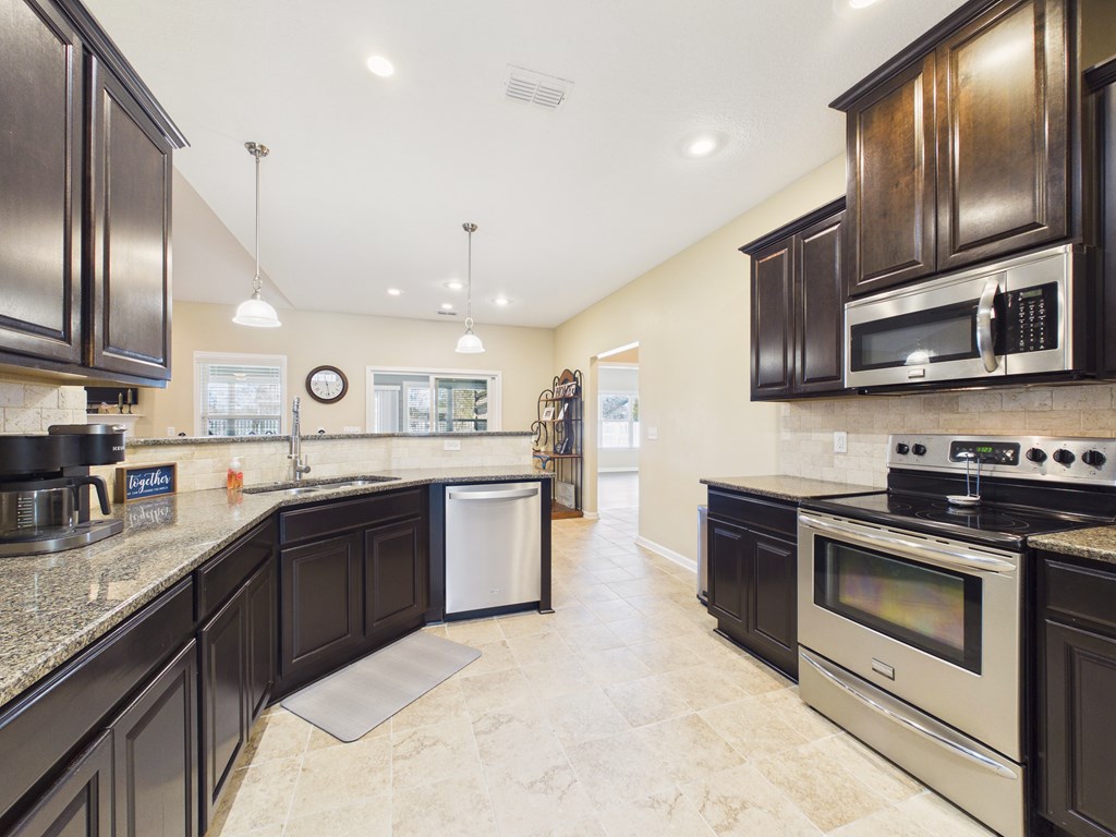 10270 Sable Court Midland, GA 31820 - Photo 14 of 66