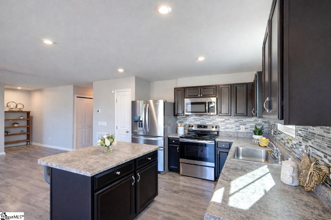618 Maplestead Farms Court Greenville, SC 29617 - Photo 21 of 42 Gallery Image 21