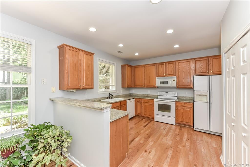 3528 Arklow Road Charlotte, NC 28269 - Photo 13 of 45 Gallery Image 13