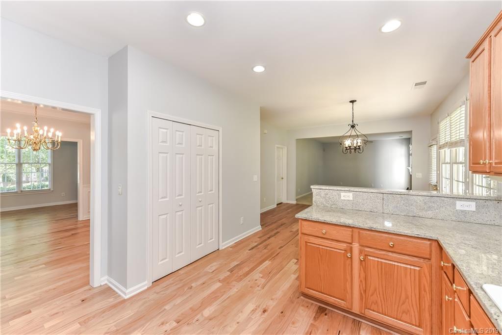 3528 Arklow Road Charlotte, NC 28269 - Photo 16 of 45 Gallery Image 16
