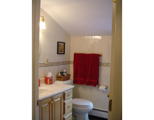 81 Albemarle Road Longmeadow, MA 01106 - Photo 11 of 16 a bathroom with a toilet and a sink