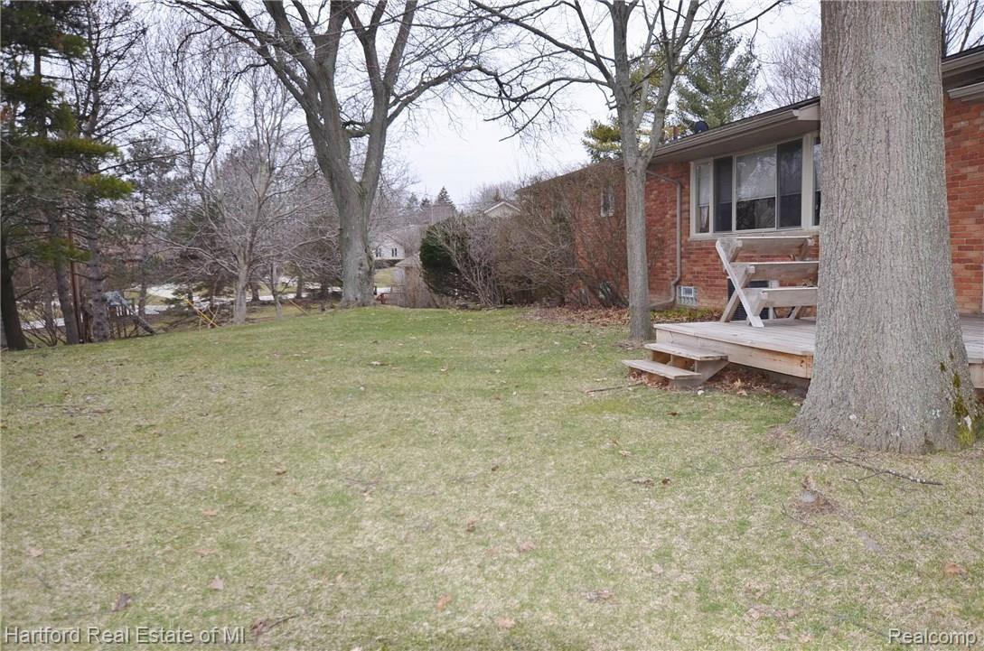 36101 Hardenburg Road Farmington, MI 48331 - Photo 7 of 47 DSC_0191.JPG