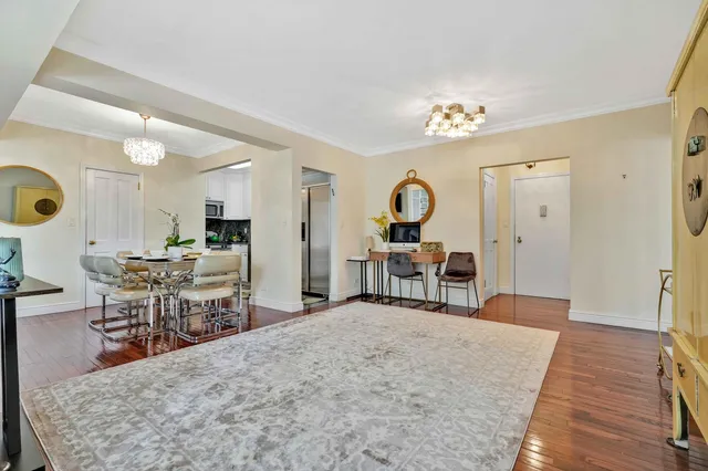 $855,000 | 45 Sutton Place South, Unit 2G | Sutton Place