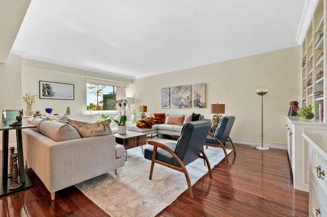 $855,000 | 45 Sutton Place South, Unit 2G | Sutton Place