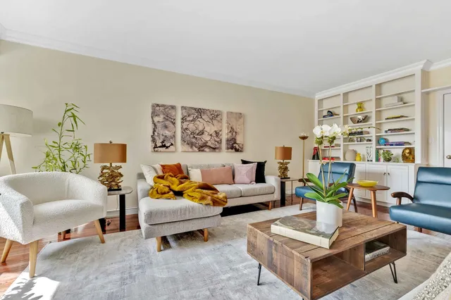 $855,000 | 45 Sutton Place South, Unit 2G | Sutton Place