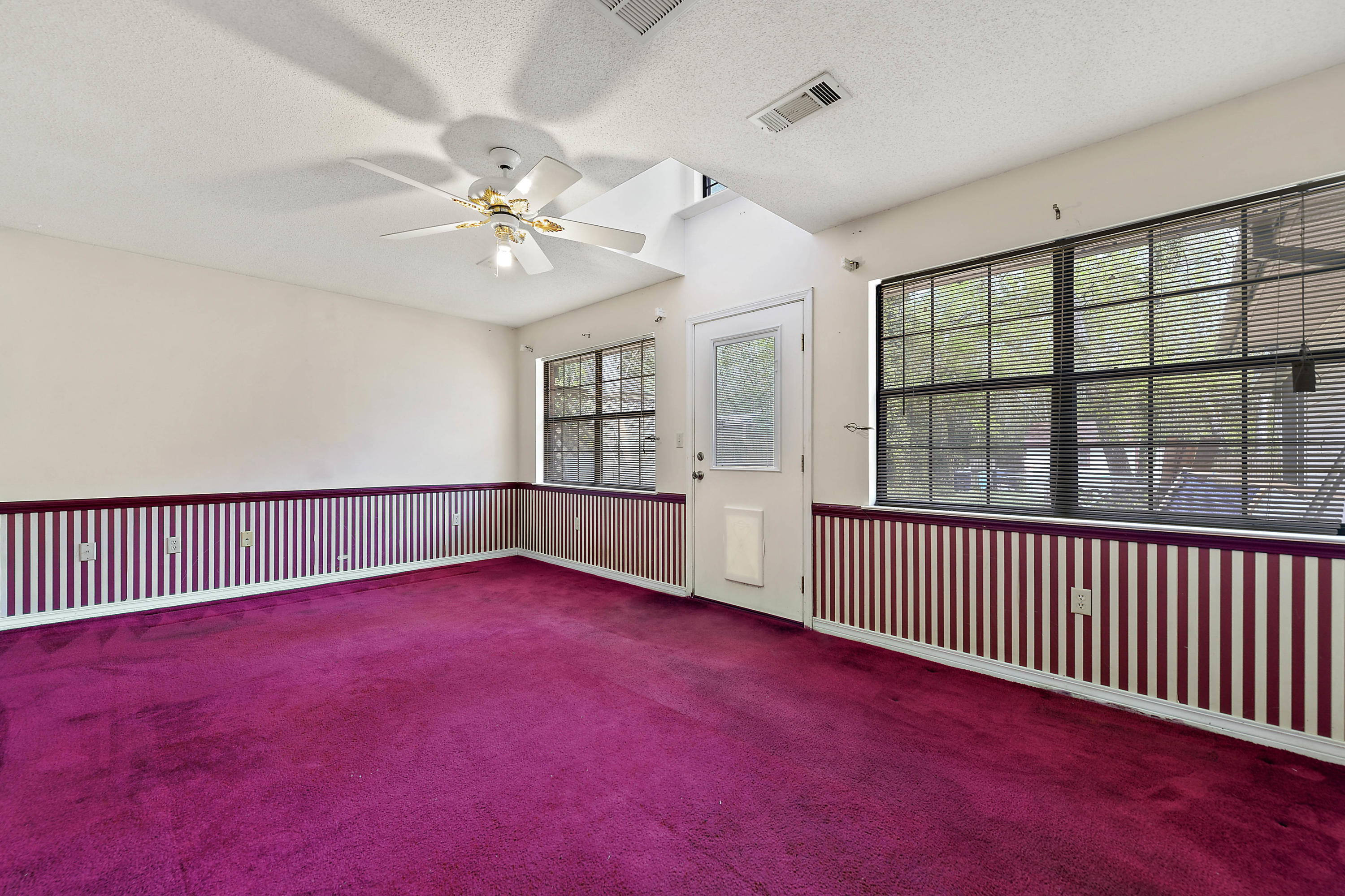 9224 Pointe Aux Chenes Road Ocean Springs, MS 39564 - Photo 14 of 28 014